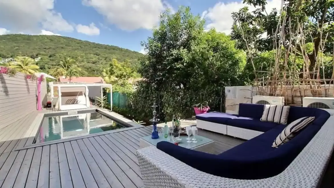 Location avec piscine “Eden Sea Villa” pour 8 personnes à Pointe-Noire, Guadeloupe à partir de 1540 €/semaine