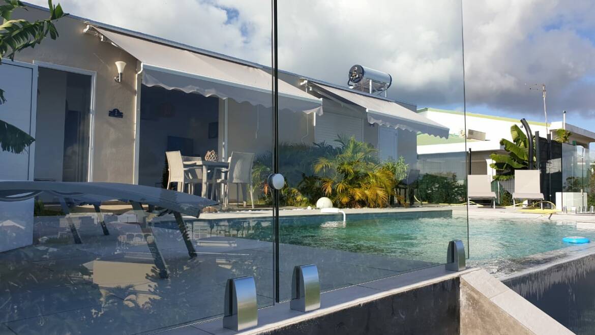 “Les Zitadines” – Location de Gite avec piscine à Sainte-Anne, Guadeloupe pour 4 personnes,  proche de la plage à partir de 120€/nuit