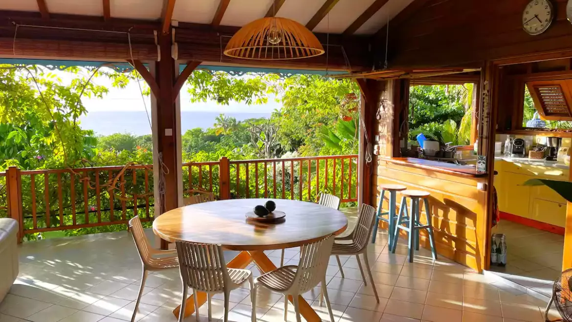 Villa “Nature Caraïbe Lodge” avec piscine à louer à Deshaies,  Guadeloupe pour 6 personnes à partir de 1008 €/semaine