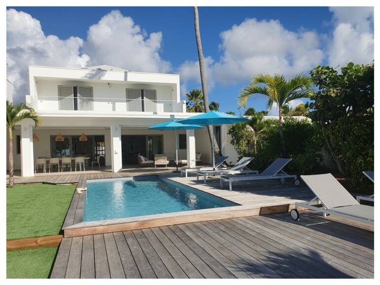 Location Villa de luxe “Altea” les pieds dans l’eau à Saint-François, Guadeloupe pour 10 personnes  à partir de 817 €/nuit