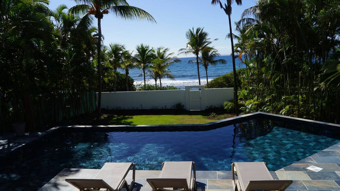 Location Villa “Biguine de luxe” à Saint-François, Guadeloupe avec piscine et vue sur mer pour 10 personnes à partir de 520€/nuit