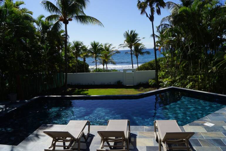Location Villa “Biguine de luxe” à Saint-François, Guadeloupe avec piscine et vue sur mer pour 10 personnes à partir de 520€/nuit