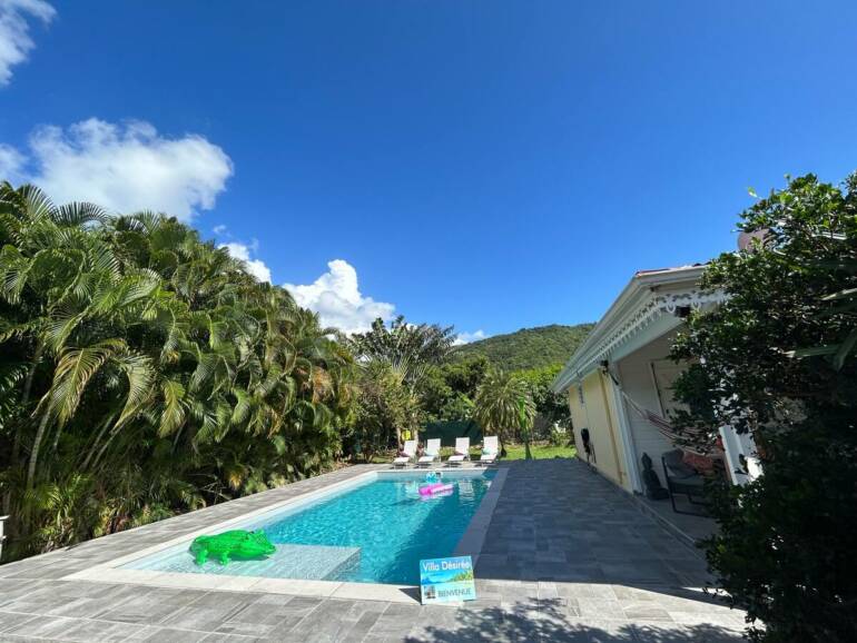 Location 8 personnes Villa “Désirée” à Deshaies, Guadeloupe avec piscine à partir de 180 €/nuit