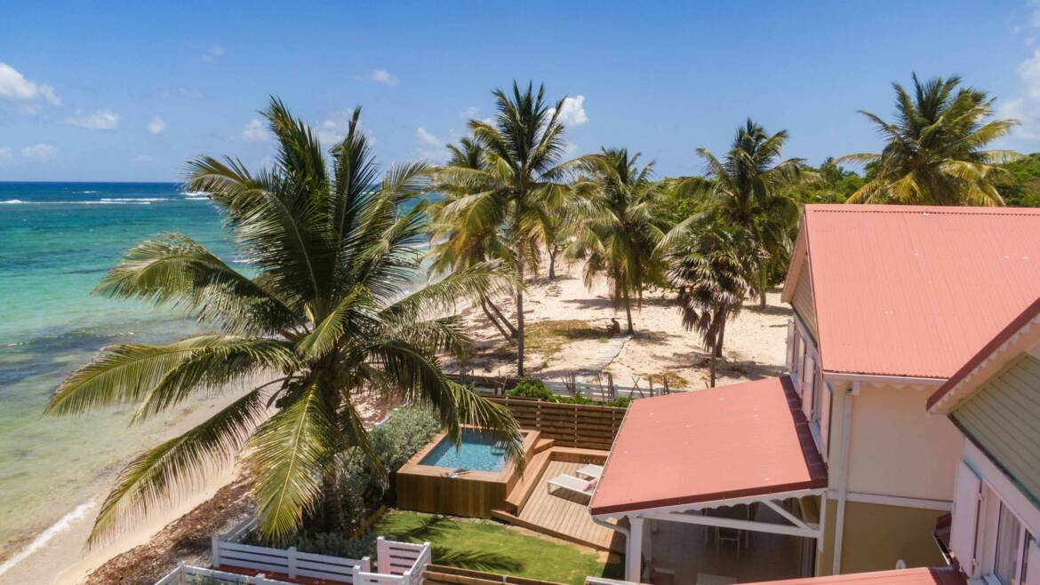 Location avec piscine “Villa Tallulah” pour 8 personnes Le Moule, Guadeloupe à partir de 1700 €/semaine