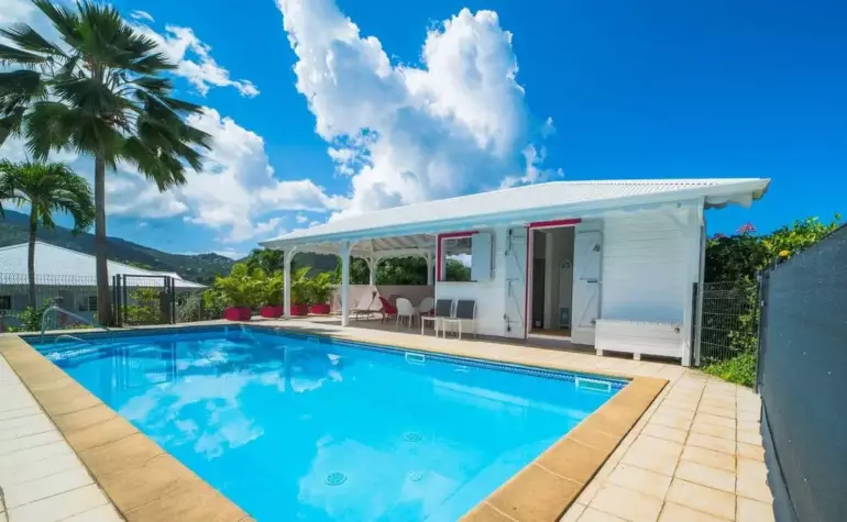 Location Gite “Ti Pareo”  à Sainte-Rose, Guadeloupe pour 2 personnes avec piscine à partir de 86,57€/nuit