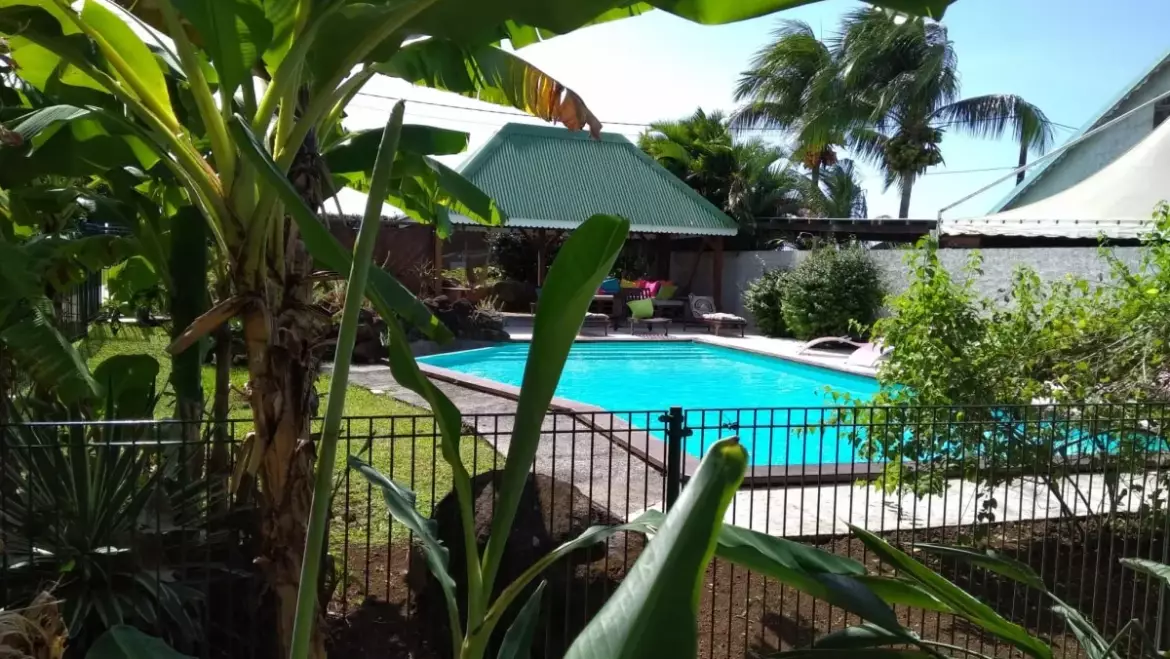 “Villa Bagatelle” – Location de Gites pour 2 à 8 personnes à Sainte-Rose, Guadeloupe avec piscine à partir de 50€/nuit