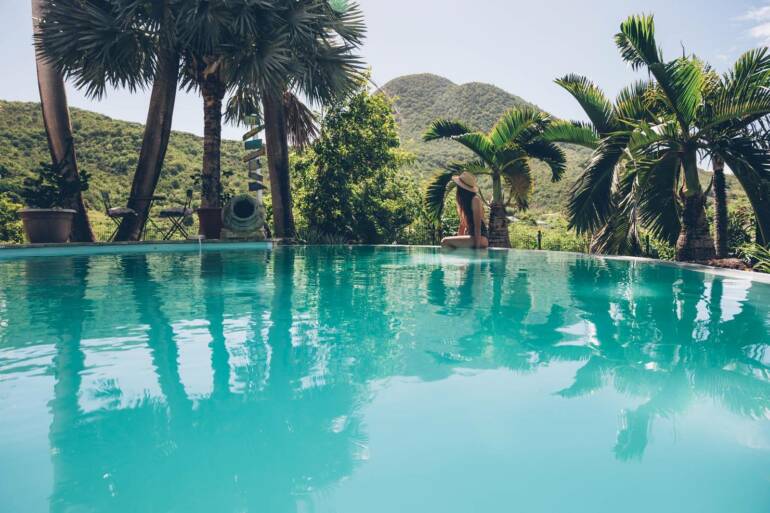 Location Bungalow “Ti-Balata” pour 4 personnes à Anses d’Arlet, Martinique avec piscine à partir de 135€/nuit